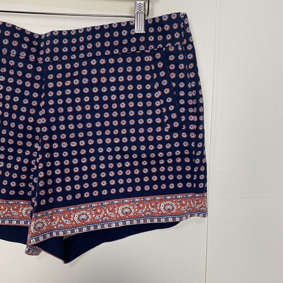 J. Crew Women’s Multicolor Floral Shorts 100% Cotton Short Size 14. - Picture 2 of 12